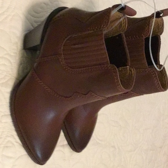 NWOT COACH Ankle Boots PRICE DROP! - Picture 4 of 5